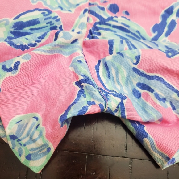 Lilly Pulitzer Adie Shorts - Picture 3 of 5
